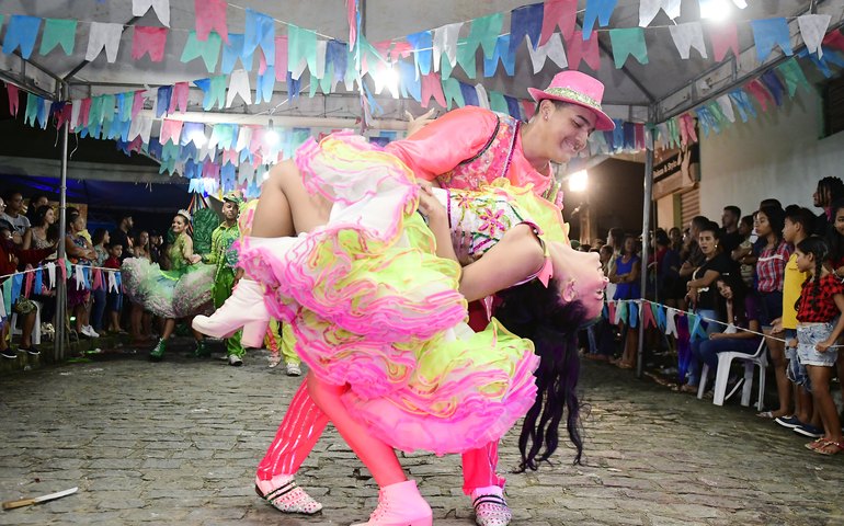 São João 2023: Arapiraca convoca artistas locais, quadrilhas juninas e grupos interessados em realizar arraiás comunitários