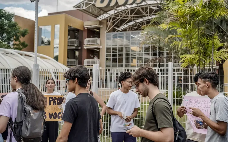 Governo usa PL do metanol como atalho para derrubar teto de R$ 20 bi do Pé-de-Meia