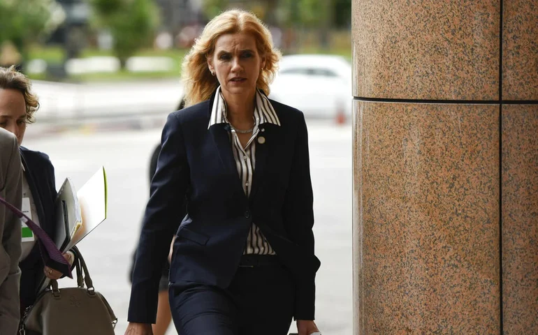 CNA recebe embaixadora da UE no Brasil