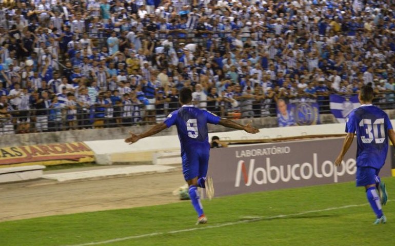 CSA vence a primeira do ano em goleada sobre o Murici