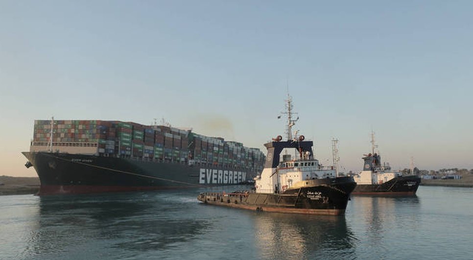 Cargueiro gigantesco é liberado no Canal de Suez / Foto: SUEZ CANAL AUTHORIRY/VIA REUTERS - 29.03.2021