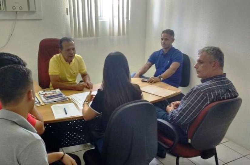 Redes municipais participam de formação do Programa Escola 10