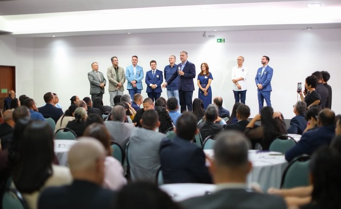 Renan Filho fortalece diálogo com lideranças evangélicas em encontro com mais de 400 pastores