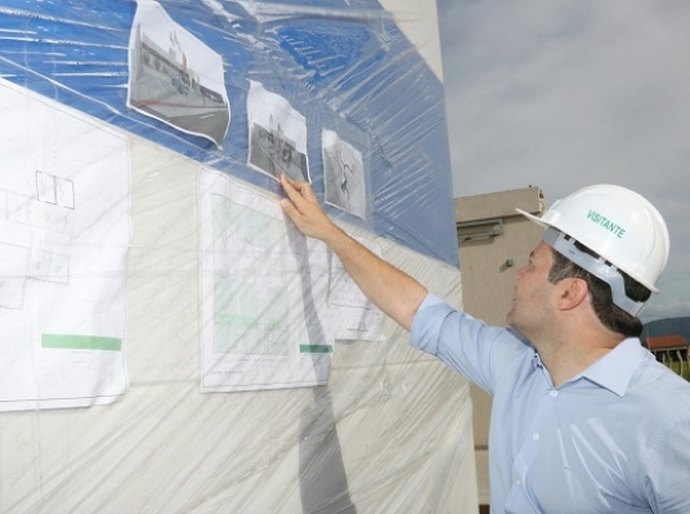 Renan Filho leva ações de Educação e Segurança para São José da Tapera