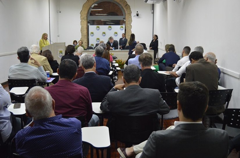 Prefeitura de Penedo apoia fisiculturistas em competição internacional