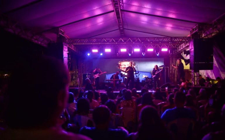 Música, emoção e empreendedorismo marcam homenagem especial às mães em Arapiraca
