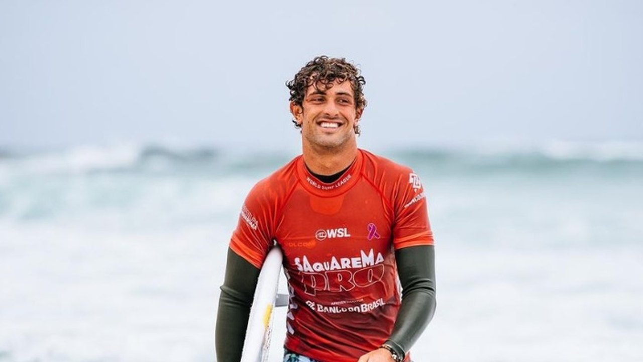 Quem é João Chianca, surfista brasileiro que se acidentou no Havaí