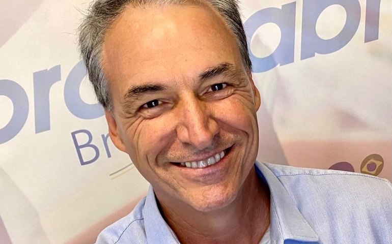 Em evento com Alckmin, presidente da associação de supermercados diz que 'nova cesta básica do governo contraria Constituição'