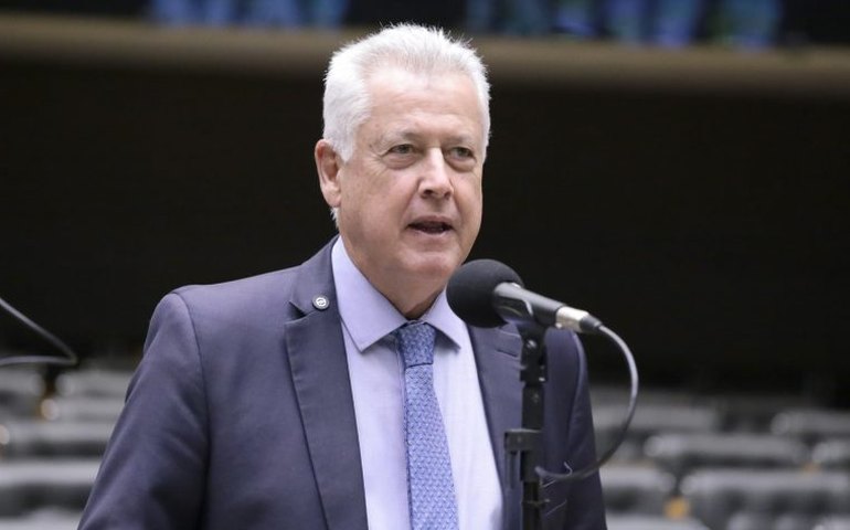 Comissão debate projeto que define diretrizes para política industrial e tecnológica brasileira