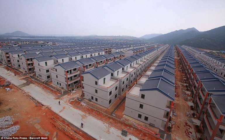 Vendas de novas moradias na China sofrem queda anual de 27,6% no 1º tri