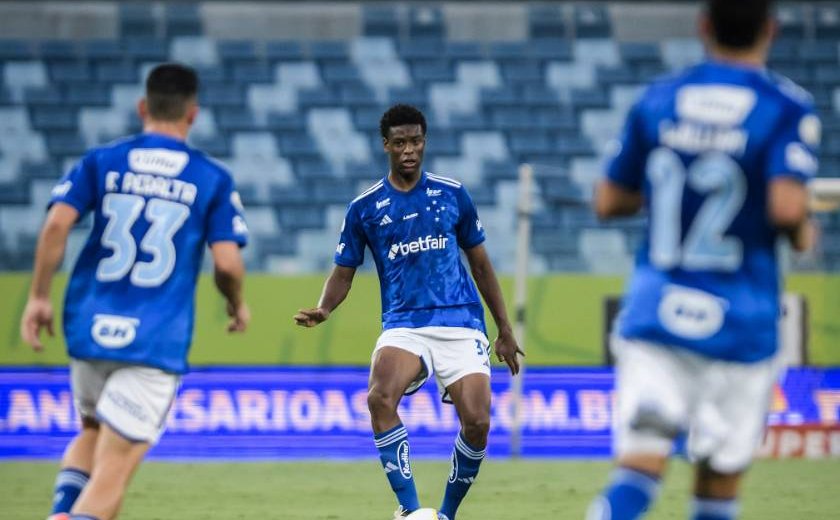 Cruzeiro joga com foco na Sul-Americana e só empata com o vice-lanterna Cuiabá