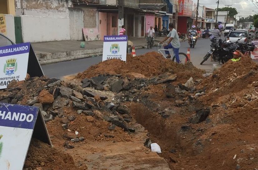 Prefeitura de Maceió faz obras de drenagem no Clima Bom e Santa Lúcia