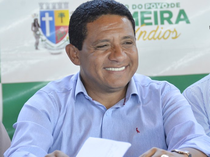Prefeito Júlio Cezar receberá prêmio Notáveis da Cultura Alagoana
