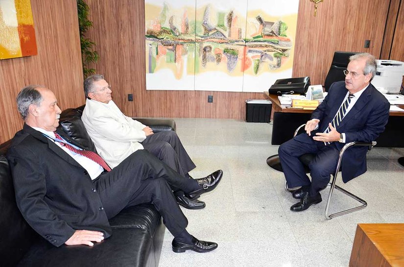 Tribunal de Contas e Centro Universitário Tiradentes estudam parceria