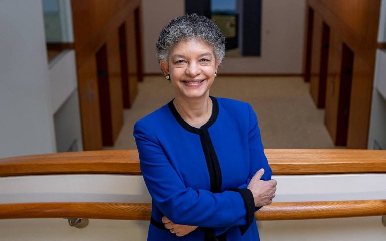 Sarah Collins assume presidência da distrital do Fed Boston e terá direito a voto