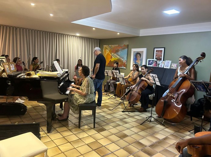 Governo de Alagoas promove o espetáculo “Mulheres em Cena – Entre Flores e Delicadezas”