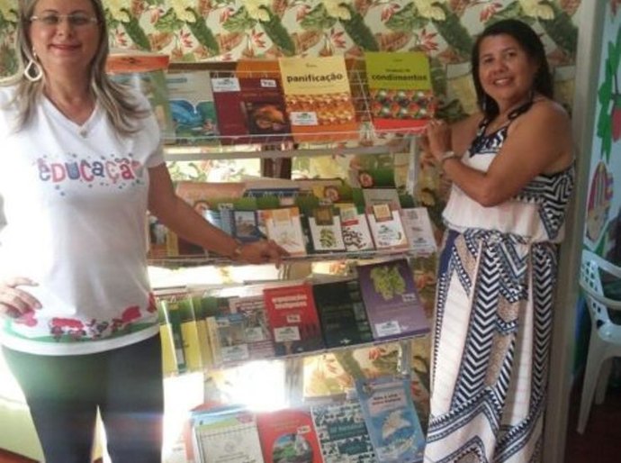 Prefeitura Igaci em parceria com a Embrapa leva biblioteca para campo