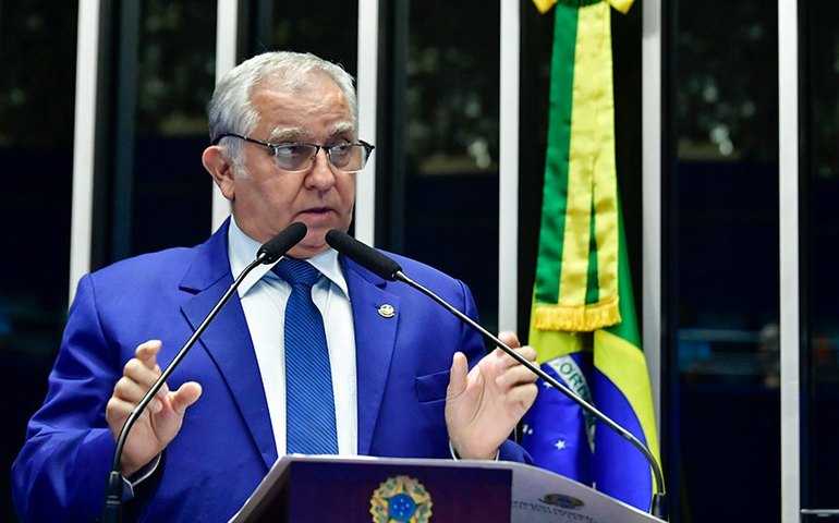 Izalci diz que diretrizes do TSE para eleições municipais são autoritárias