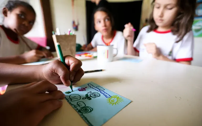 Rio de Janeiro, Santa Catarina e Pará: somente seis estados não atingiram meta de alfabetização; saiba quais