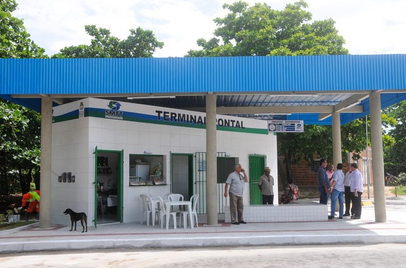Prefeito Rui Palmeira entrega terminal do Pontal totalmente reformado