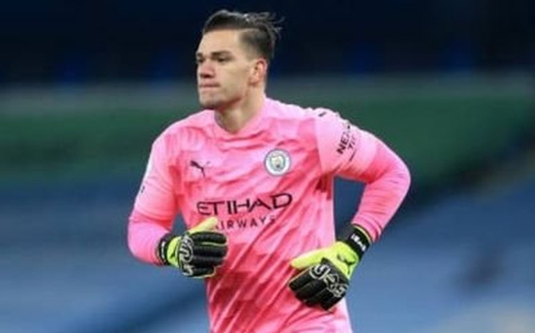 De férias do Manchester City, Guardiola aparece em Boston para assistir a Celtics x Mavericks na NBA