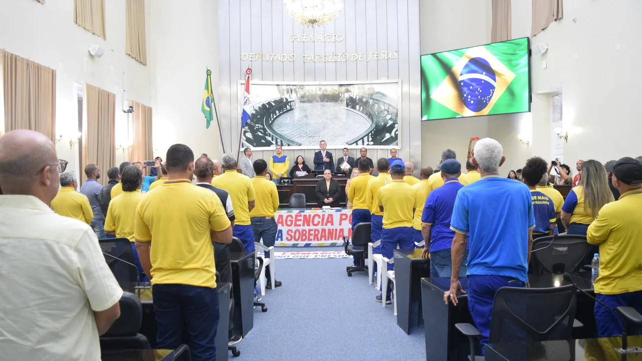 Assembleia debate fortalecimento dos Correios e defesa do serviço público essencial à população