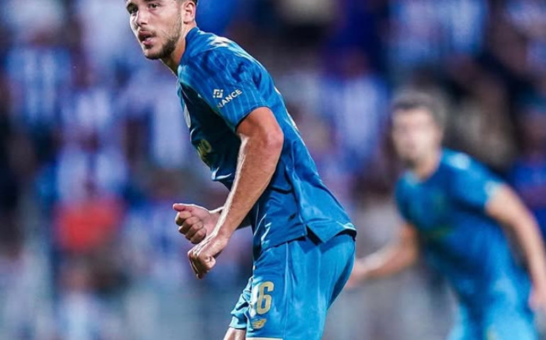 Manchester City contrata o talentoso meia Nico Gonzalez, do Porto e revelado pelo Barcelona