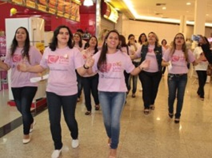 Semana da amamentação: Grupo Estrela Guia encantam consumidores