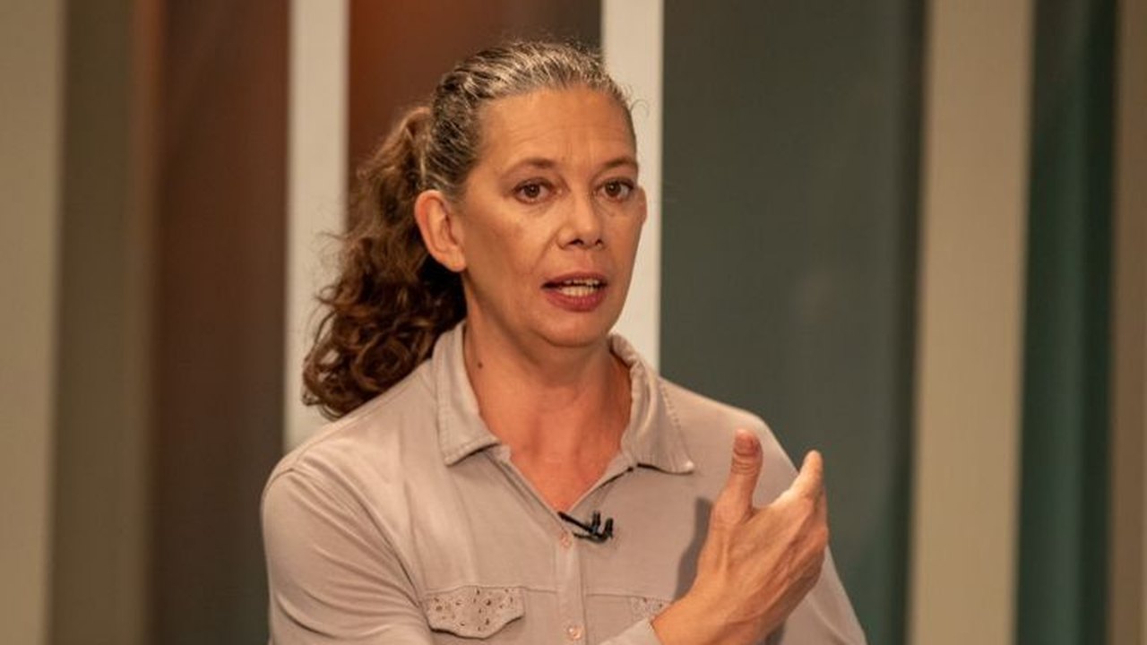 Ana Moser promete lutar por 'valorização do esporte' após ser demitida por Lula