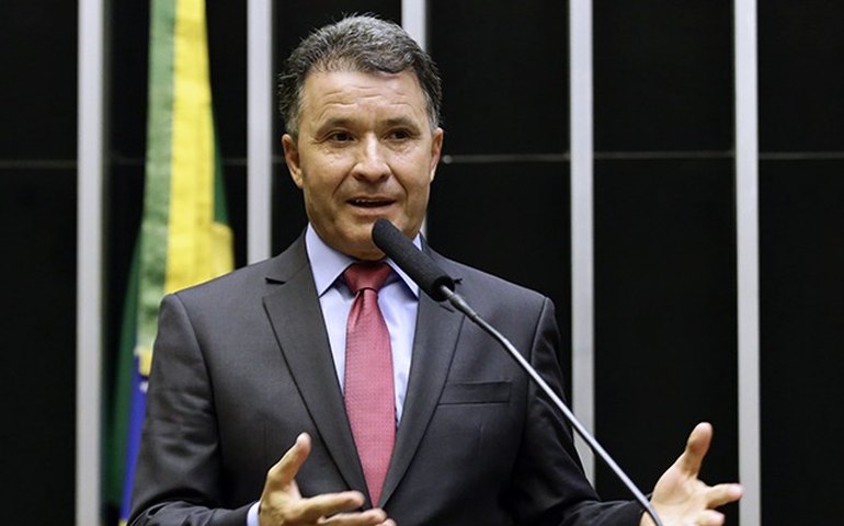 Reforma administrativa avança em comissão da Câmara