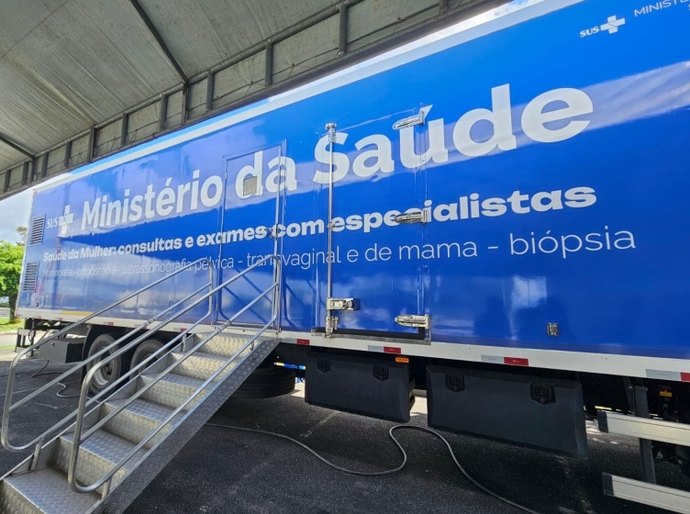 Carreta da Saúde da Mulher amplia acesso a exames especializados em Maceió