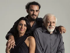 1 - Marina Lutfi, João Gurgel e o pai, Sérgio Ricardo_ano 2017_foto Ana Rezende.jpg 