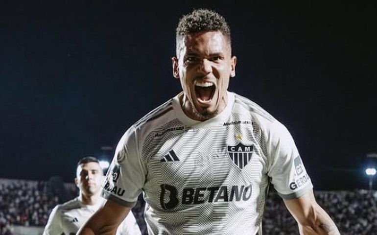 Investidor do Atlético-MG confirma venda de Paulinho ao Palmeiras: 'Proposta muito boa'
