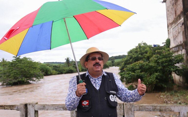 Prefeito de Rio Largo anuncia cancelamento dos festejos juninos, devido aos estragos causados pelas fortes chuvas no município