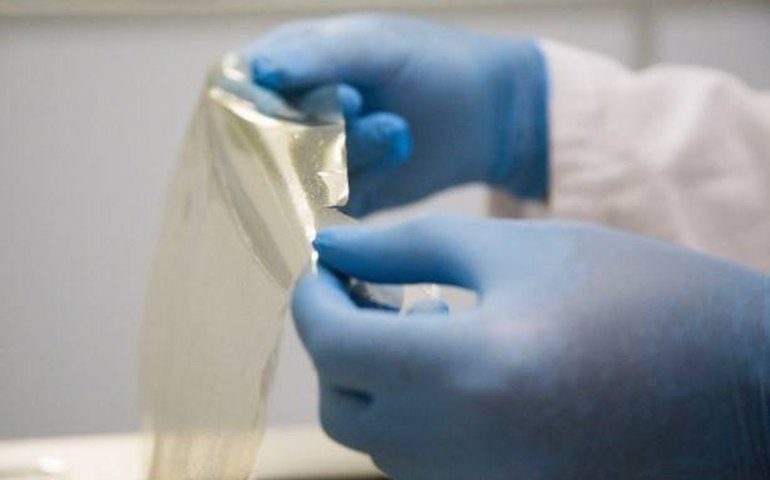 Comissão analisa incentivos fiscais para plásticos biodegradáveis