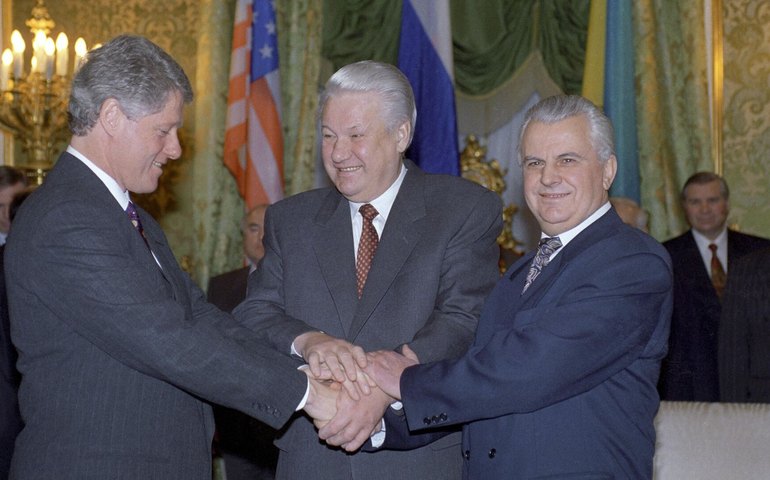 Contrabando e Estado falido: saiba por que EUA desnuclearizaram a Ucrânia após a queda da URSS