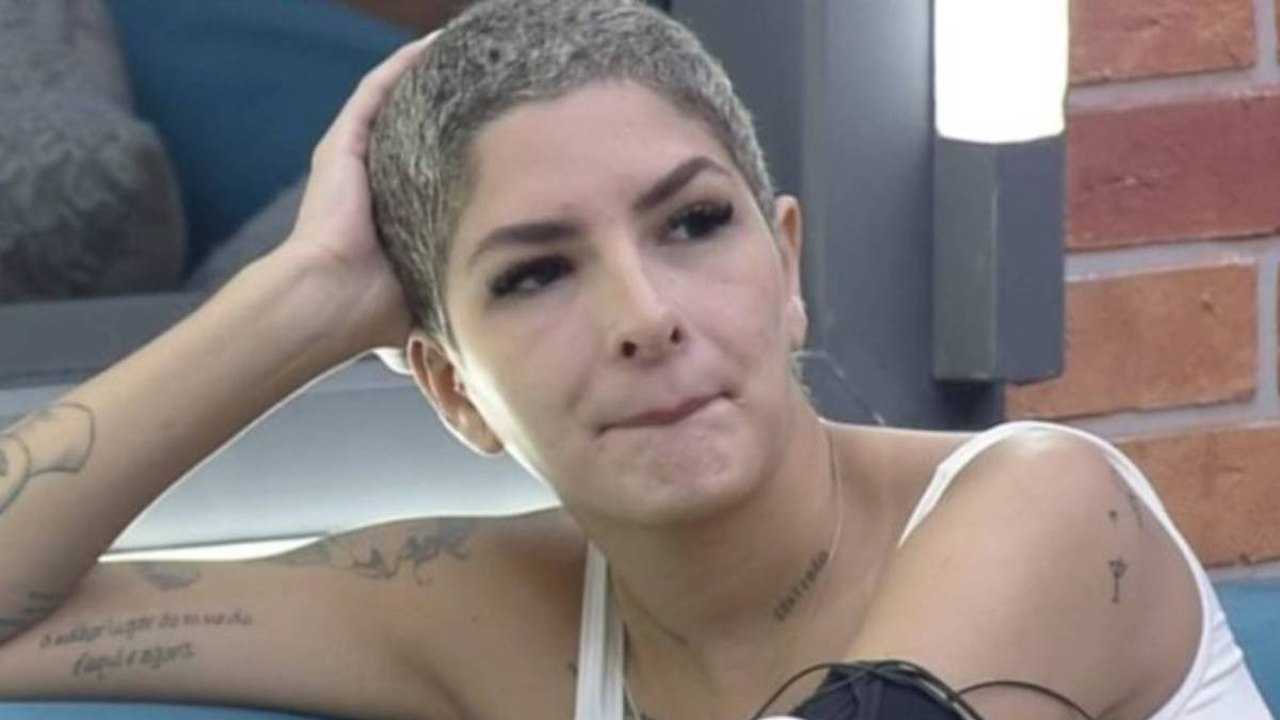 ‘A Fazenda 13’: Lary Bottino é a quinta eliminada do reality