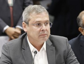 Campanha de Lula critica Lindbergh e Rússia reforça cooperação com Marinha do Brasil
