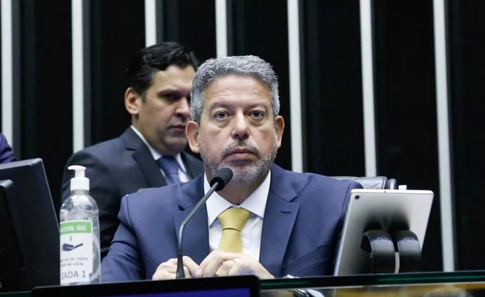 Processos estavam suspensos desde 2021 por decisão do magistrado