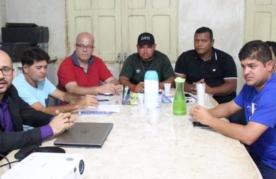 Prefeitura de Porto Calvo planeja criar SMTT e Secretaria de Segurança  