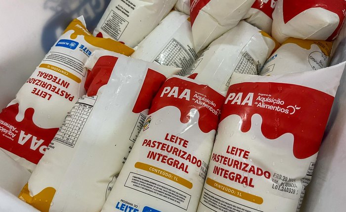 Leite é um alimento essencial para nutrição, sobretudo para as crianças na primeira infância