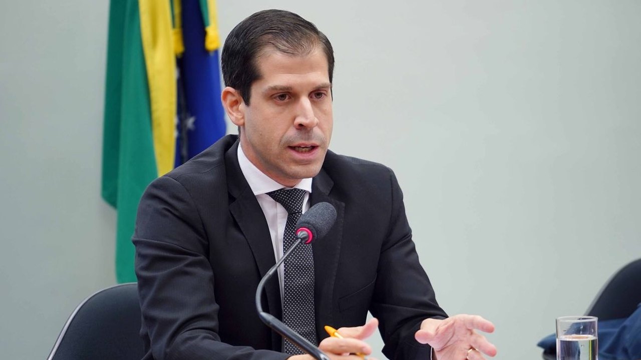 Secretário especial de desestatização da Economia, Diogo Mac Cord, é exonerado