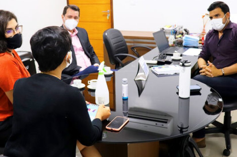 AMA e ATRIAL firmam parceria para capacitar técnicos municipais sobre tributação
