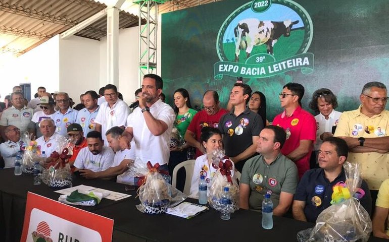 Autoridades políticas prestigiam 39ª Expo Bacia Leiteira, em Batalha