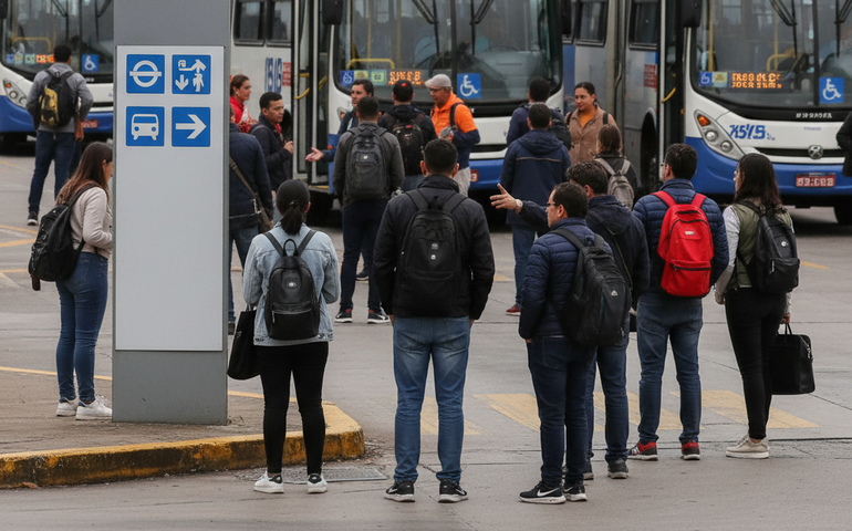 Passageiros da Real e da Transportes Vila Isabel ficam sem ônibus nesta segunda-feira