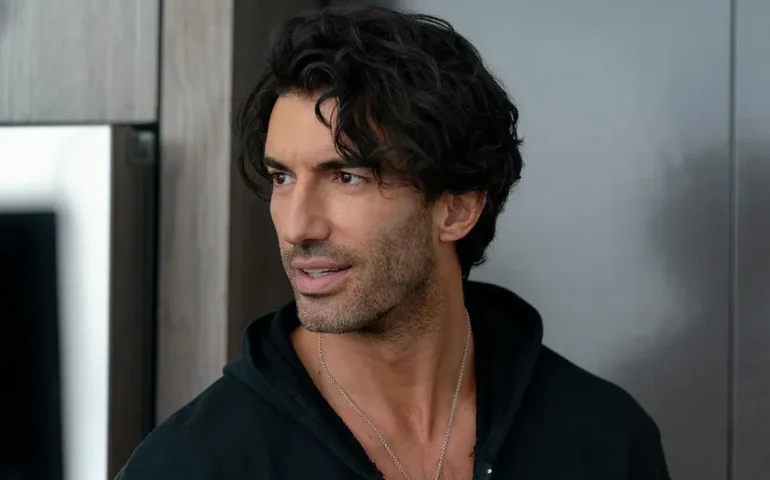 Novo processo contra cineasta Justin Baldoni detalha suposto plano para difamar Blake Lively