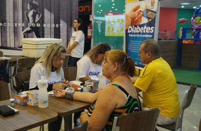 Quando controlada, a diabetes não oferece riscos à vida do paciente, afirmam especialistas