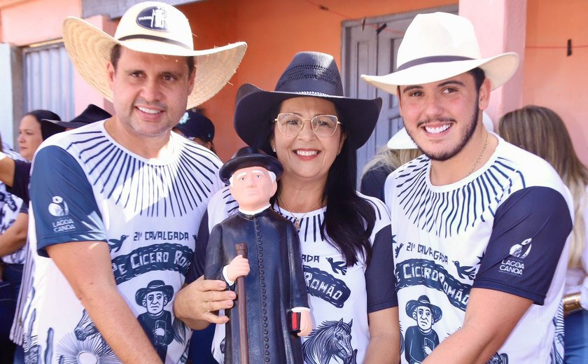 Cavalgada Padre Cícero reúne milhares de pessoas e fortalece tradição sertaneja em Lagoa da Canoa