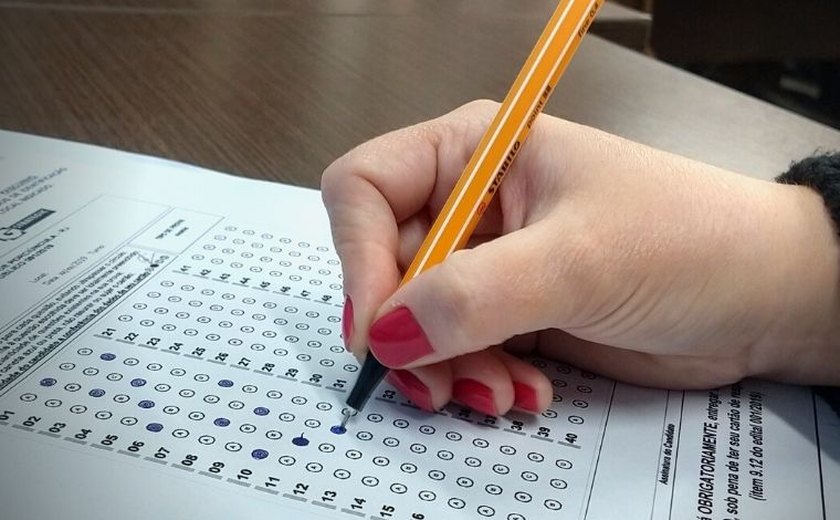 Concursos públicos: confira o número de vagas e os salários iniciais