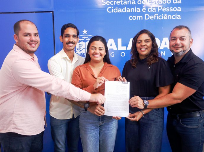 Cria e Secdef assinam Termo de Cooperação para criação de curso de práticas inclusivas na educação infantil